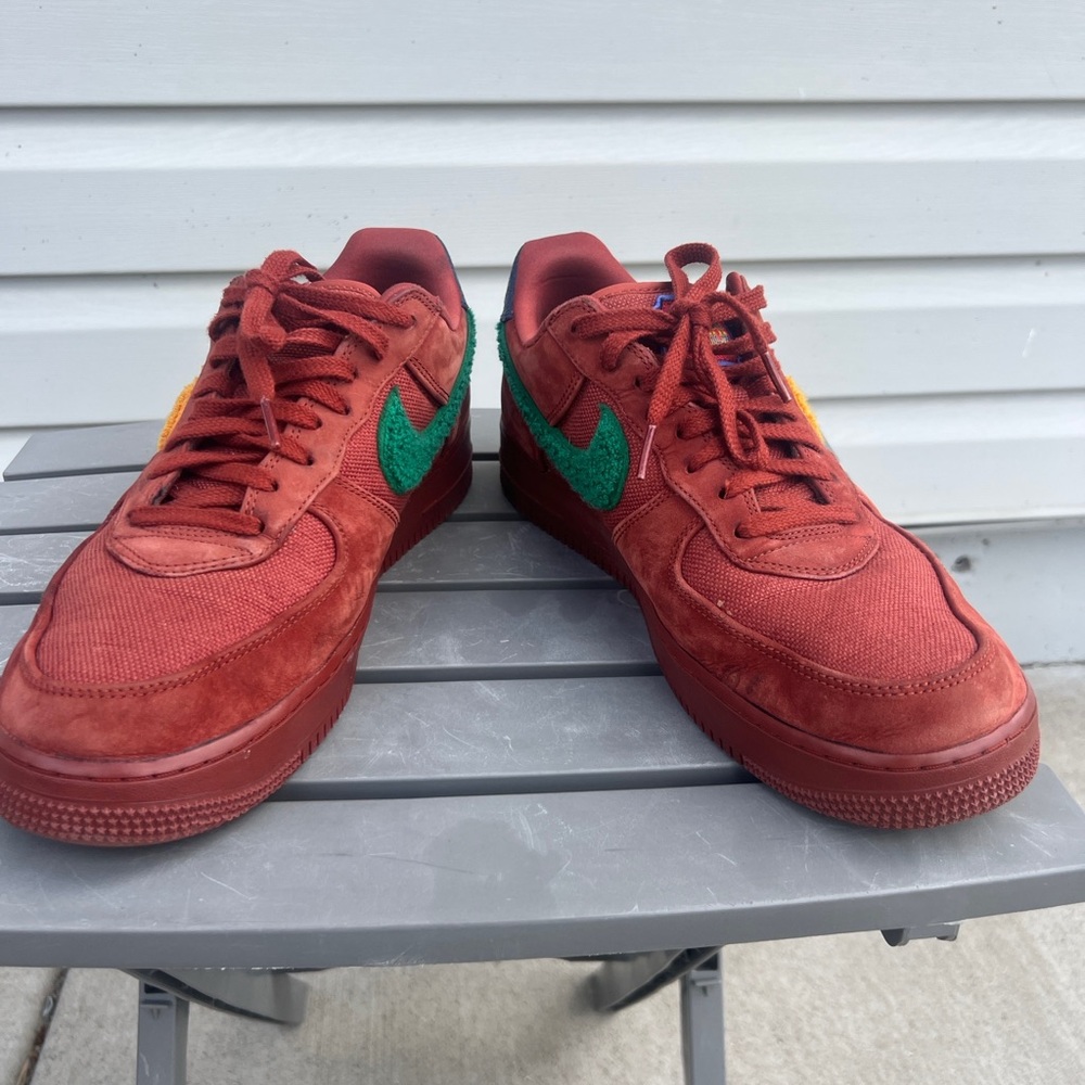 Nike Air Force 1 La Familia